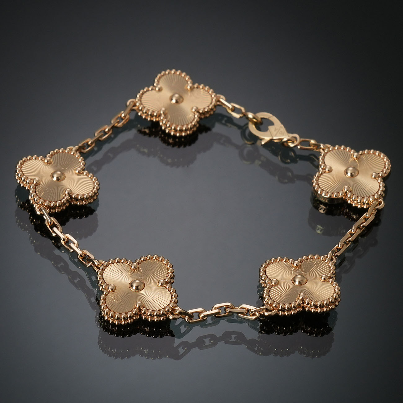 VAN CLEEF & ARPELS(USED)반클리프 빈티지 알함브라 기요세 브레이슬릿